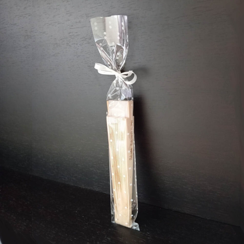 Abanico calado de madera con tela (4)