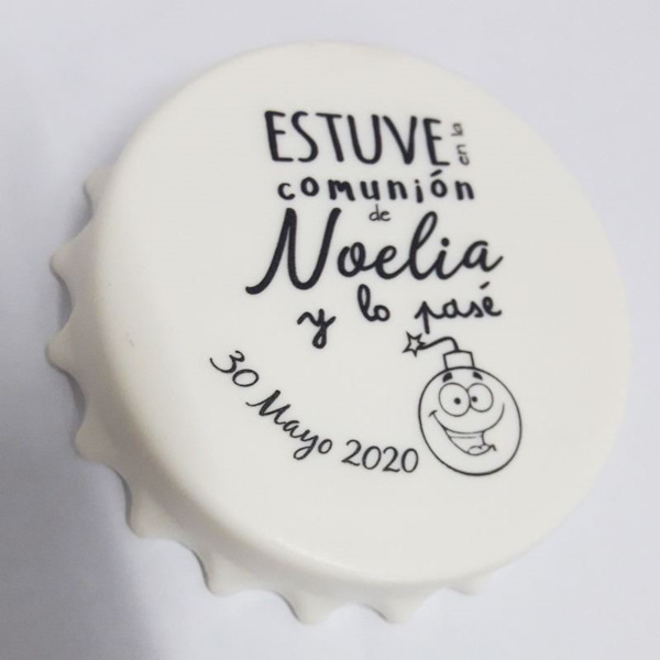 Abrebotellas imán con forma de chapa personalizado (3)