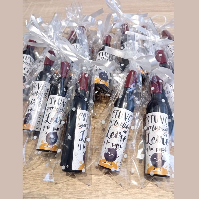 Abridor de botella con imán personalizable. Para boda, comunión o bautizo (3)