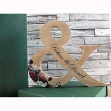 Ampersand de piedra para boda