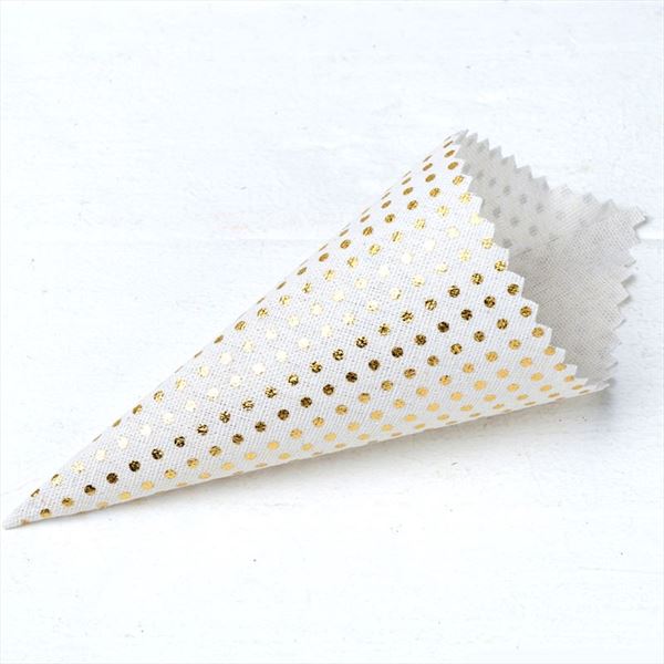 Cono con topos dorados