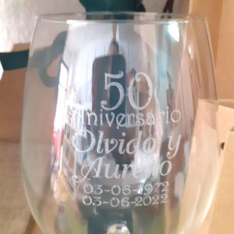 Copa de vino personalizada para invitados (4)