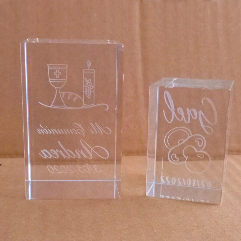 Cubo de cristal con grabado láser 2D (4)