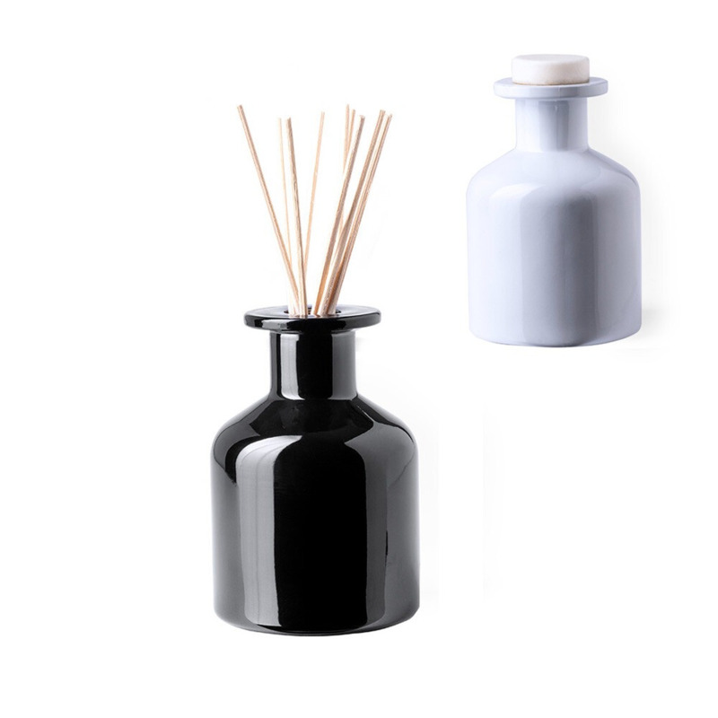 Difusor Aromático de Varillas 100 ml – Vainilla o Sándalo en Frasco de Cristal
