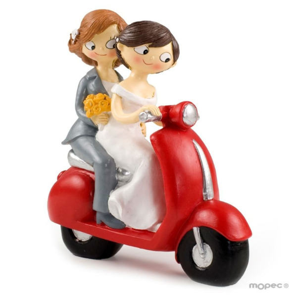 Figura de boda de chicas en moto