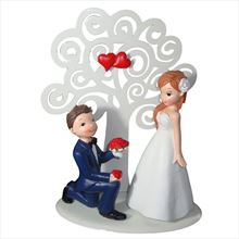 Figura de novios con árbol para tarta