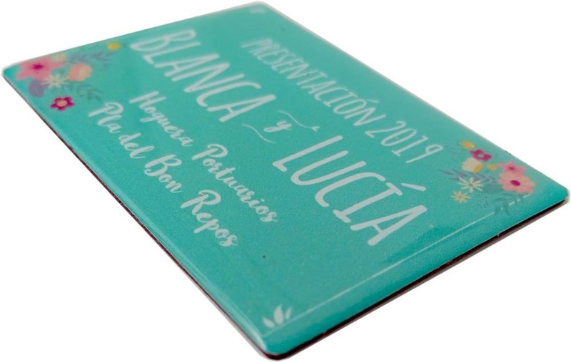 Imán de silicona rectangular pequeño personalizado (1)