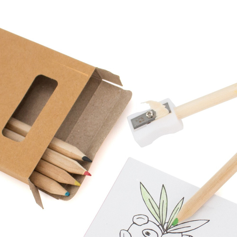 Libreta y pinturas infantiles, detalle para niños (4)