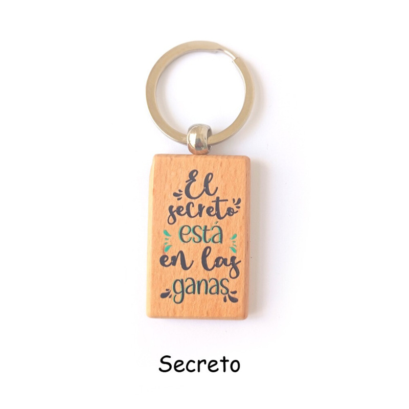 Llavero con frases y cajita kraft (4)