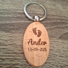 Llavero de madera natural grabado