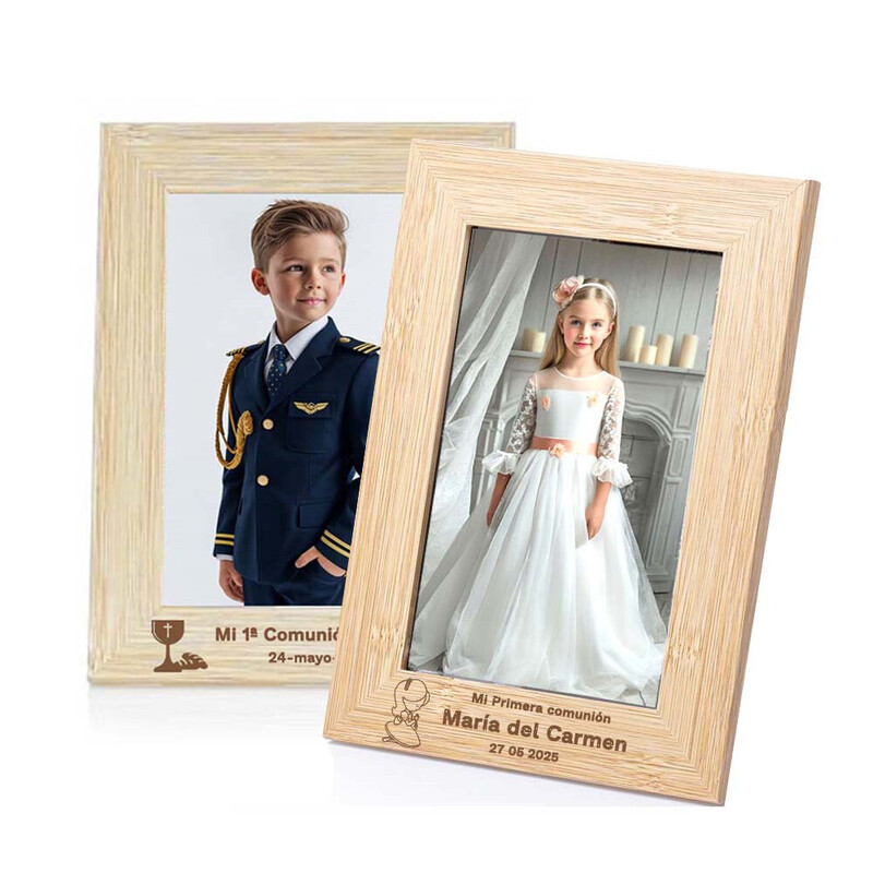 Portafotos de comunión de madera con grabado