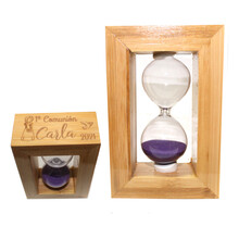 Reloj de arena de madera y cristal