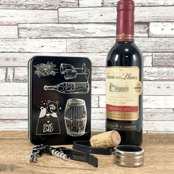 Set de vino en caja metálica (1)