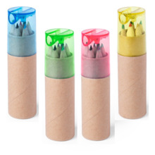Set pinturas con sacapuntas