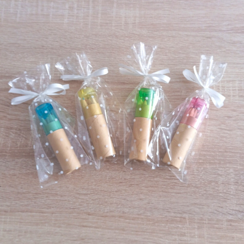 Set pinturas con sacapuntas (4)
