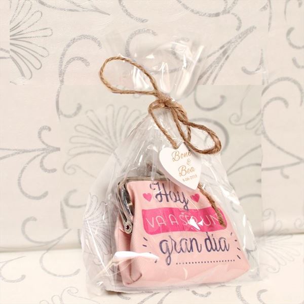 Tarjeta corazón con cordón personalizable (1)